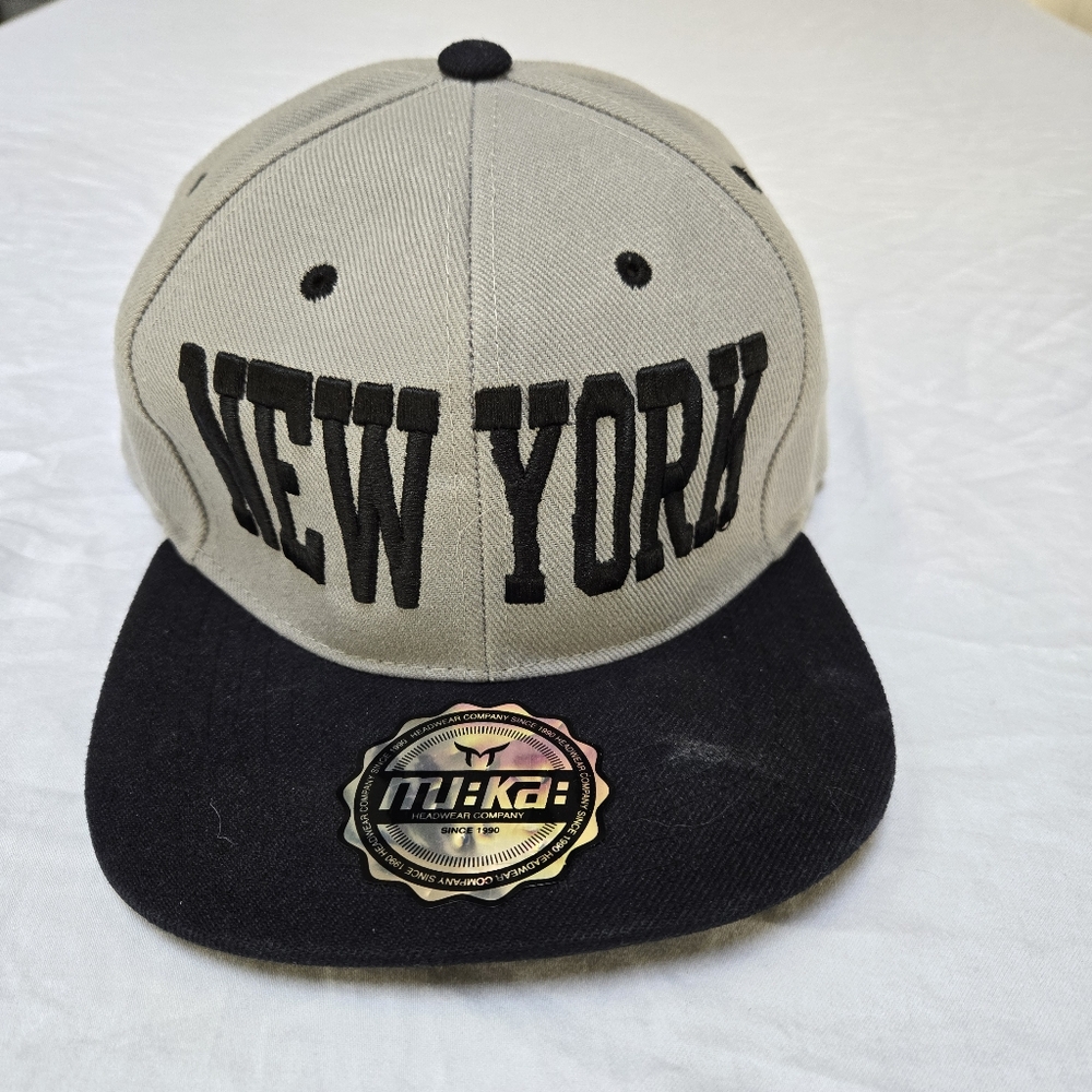 New York Two-Tone Snapback Hat